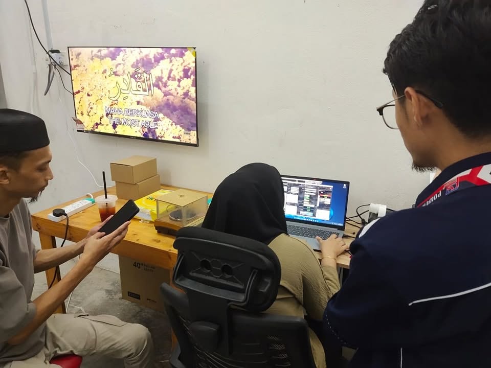 Kedai Emas Ustaz Li